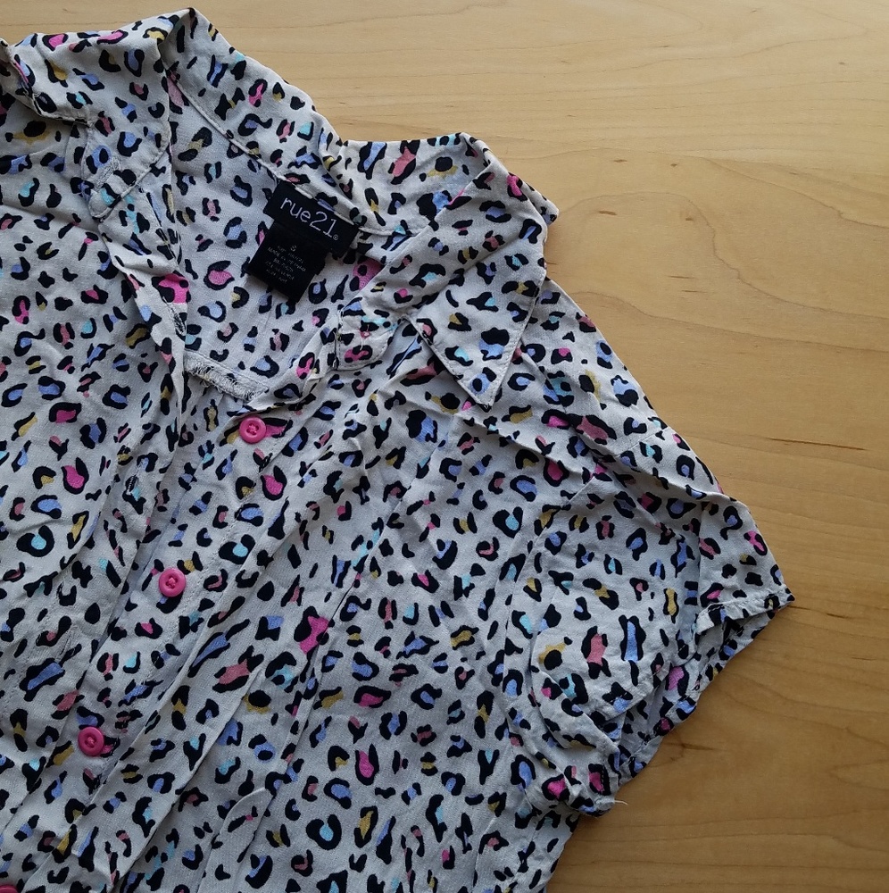 Multi-Color Cheetah Print Button Up Blouse
